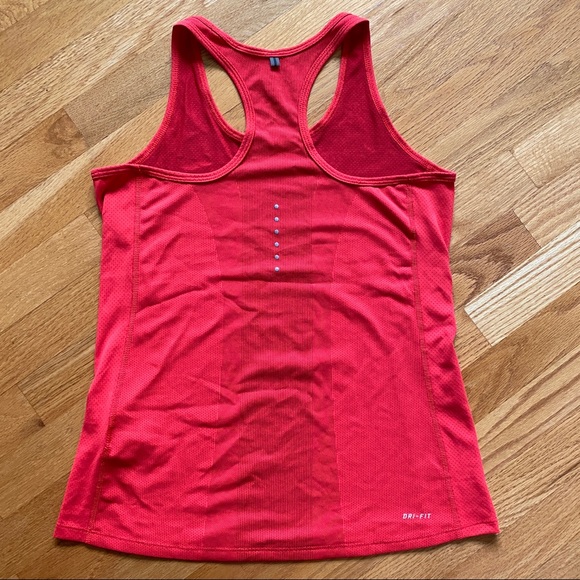 Nike Dri-Fit Red Racerback Exercise Workout Activewear Running Athletic Tank Top - Picture 2 of 7